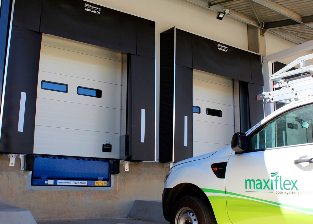 maxiflex industrial doors, high speed doors docking bay loading systems