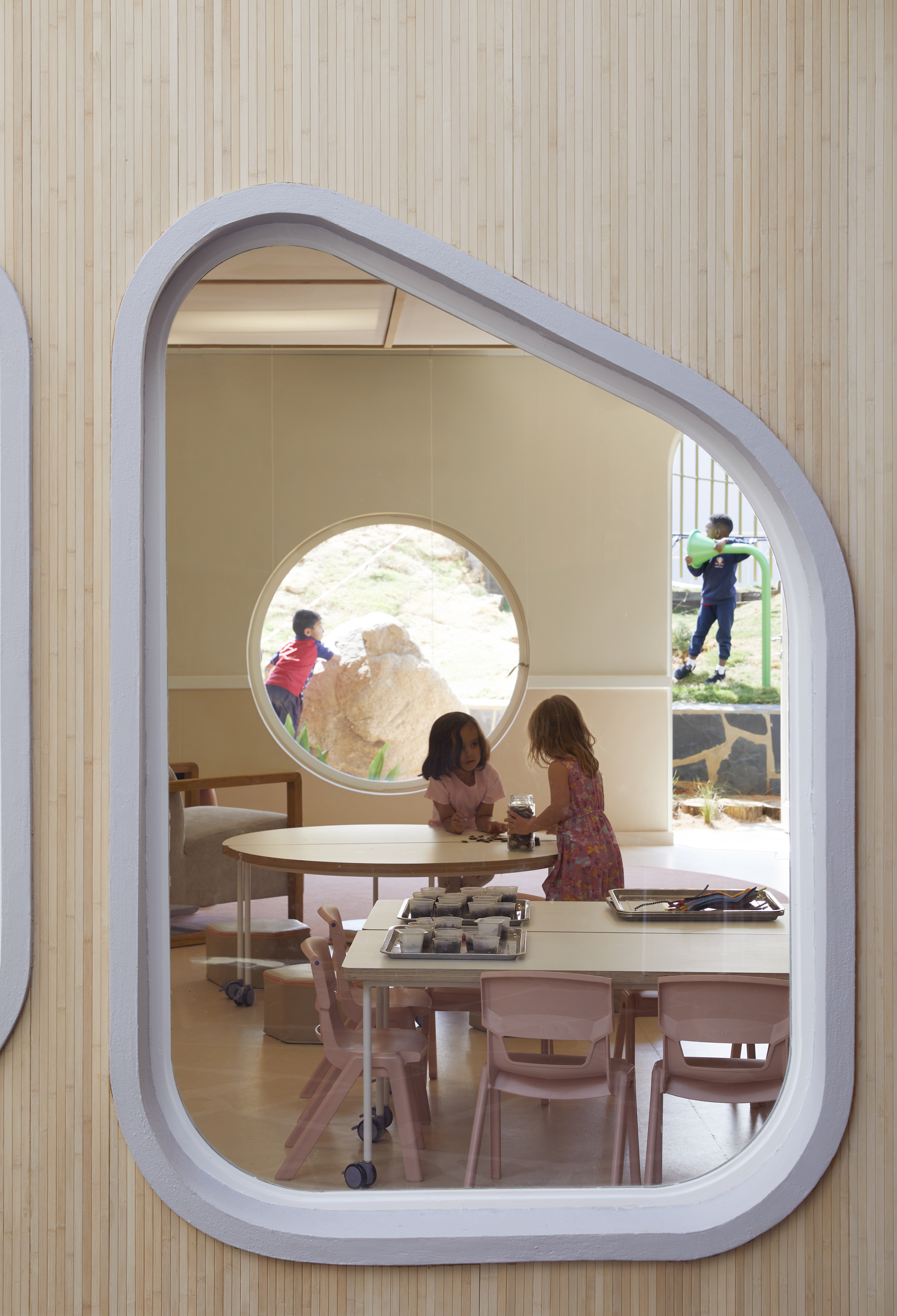 Indoor/outdoor learning spaces at Redhill School